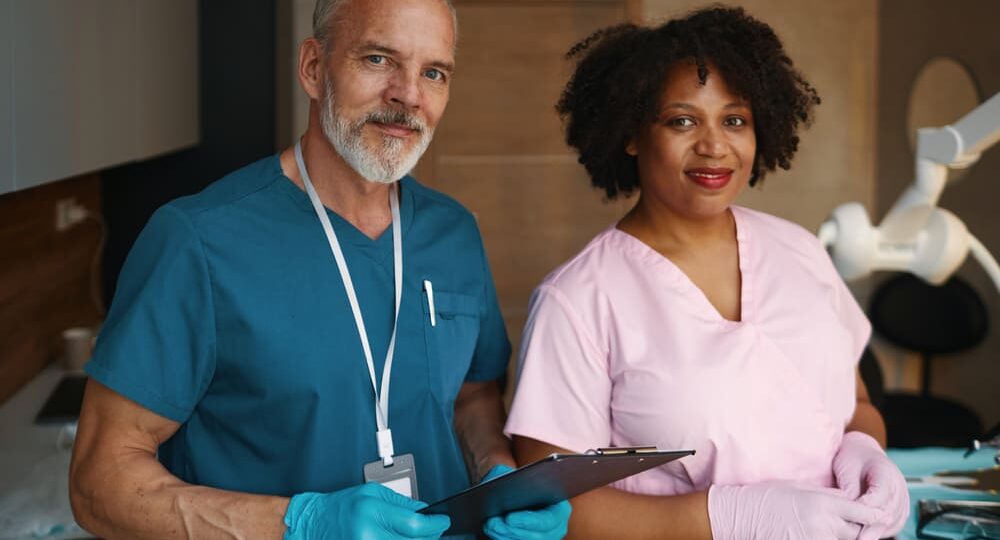 Salud ocupacional: la clave para cumplir normas laborales y proteger a los trabajadores